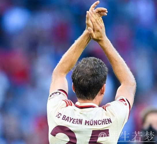 穆勒:希望继续合作,尊重俱乐部不续约的选择 穆勒:希望继续合作,尊重俱乐部不续约的选择