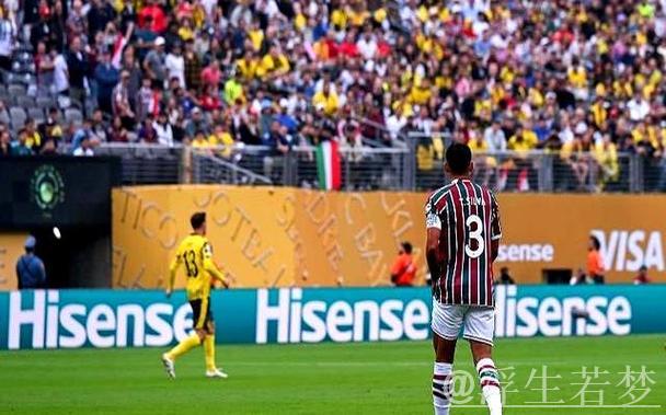 40岁传奇震撼世俱杯:锁死欧冠最佳射手,9次成功过人!对手钦佩 40岁传奇震撼世俱杯:锁死欧冠最佳射手,9次成功过人!对手钦佩