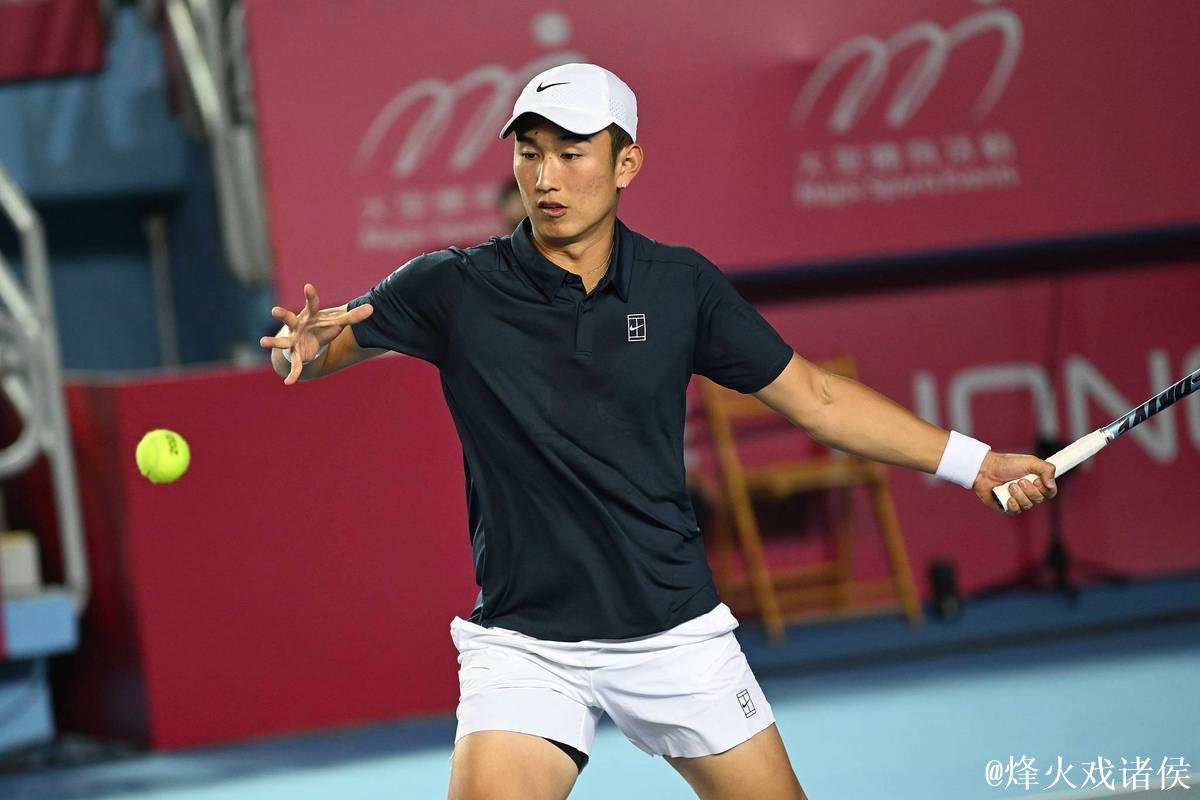 ATP香港站:商竣程0-2布勃里克 无缘连续三年晋级四强 ATP香港站:商竣程0-2布勃里克 无缘连续三年晋级四强