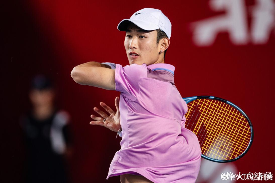 ATP香港站:商竣程0-2布勃里克 无缘连续三年晋级四强 ATP香港站:商竣程0-2布勃里克 无缘连续三年晋级四强